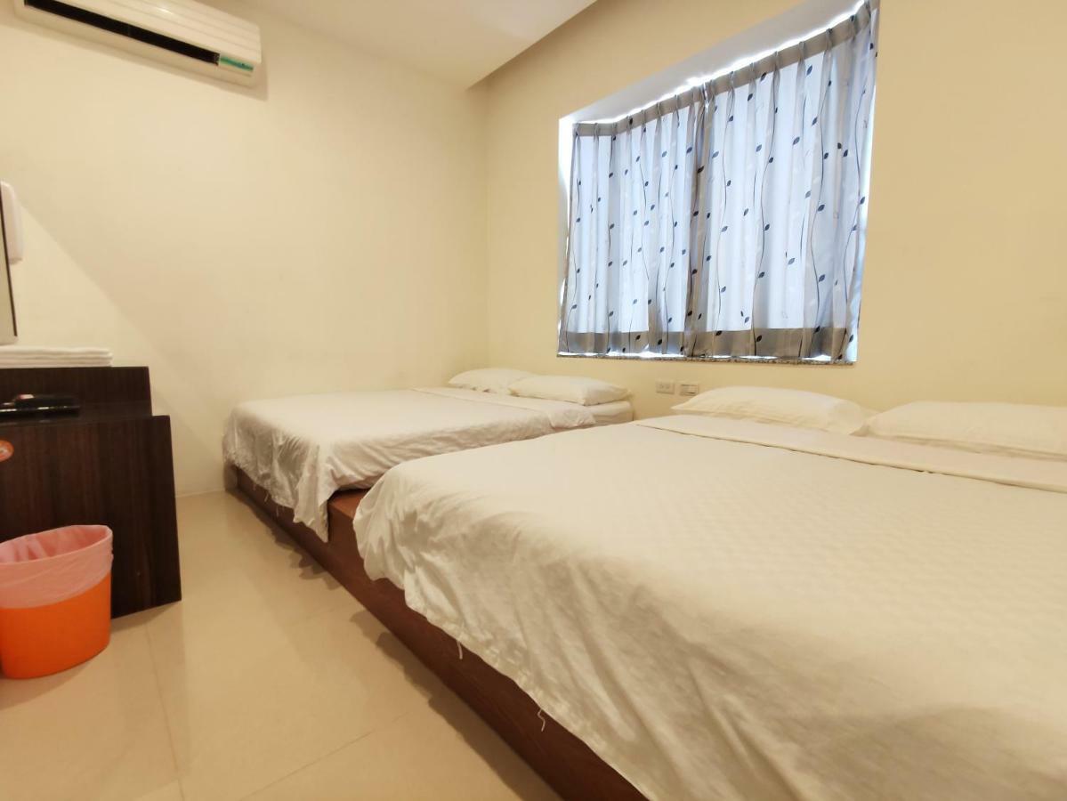 Feng Homestay Zhongpu Esterno foto