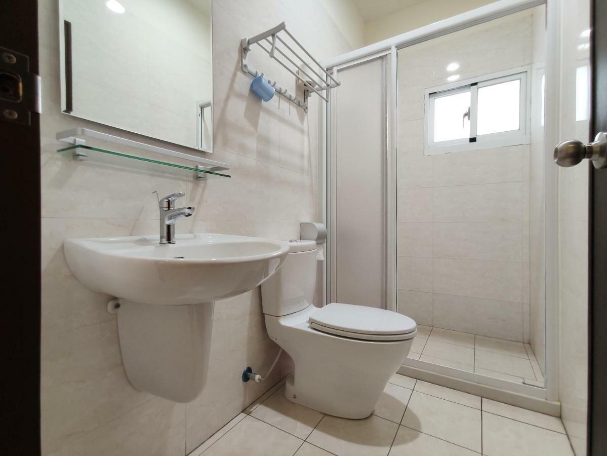 Feng Homestay Zhongpu Esterno foto